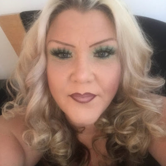 Meet your Posher, Shauna - Picture 1 of 1